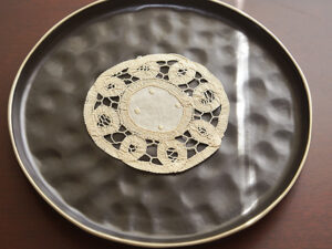 Ecri Battenburg Round Doily, 4" Round