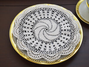 10" Round, Southern Star Doily